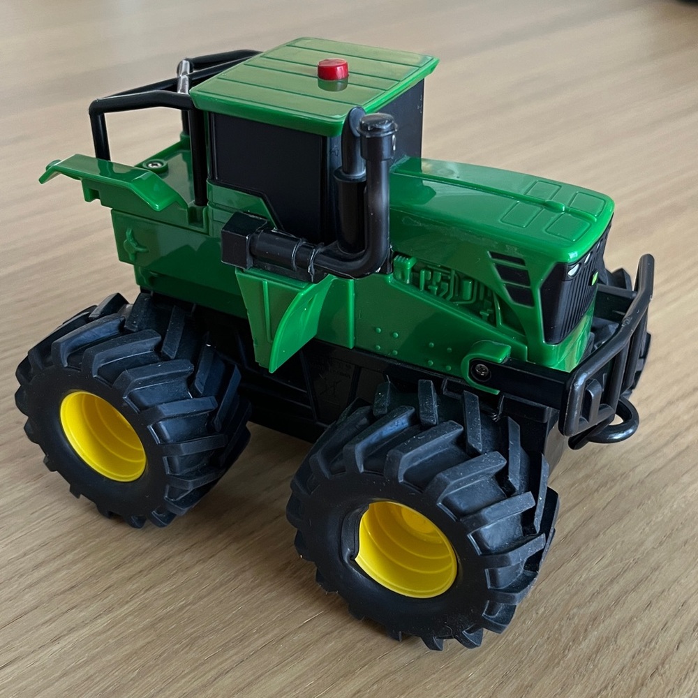 John Deere, Boy’s Ertl Monster Farm Tractor Toy